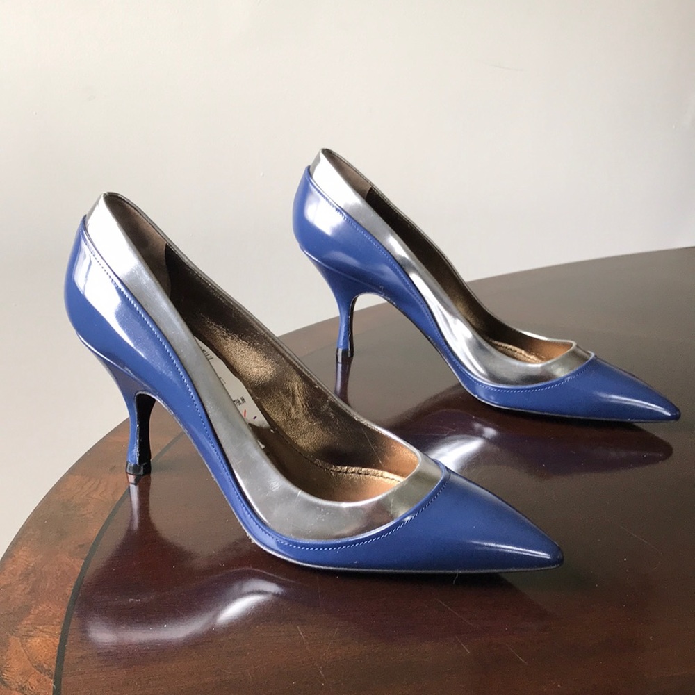 Lanvin Glossy Blue Pointed Toe  Kitten Heel Pumps